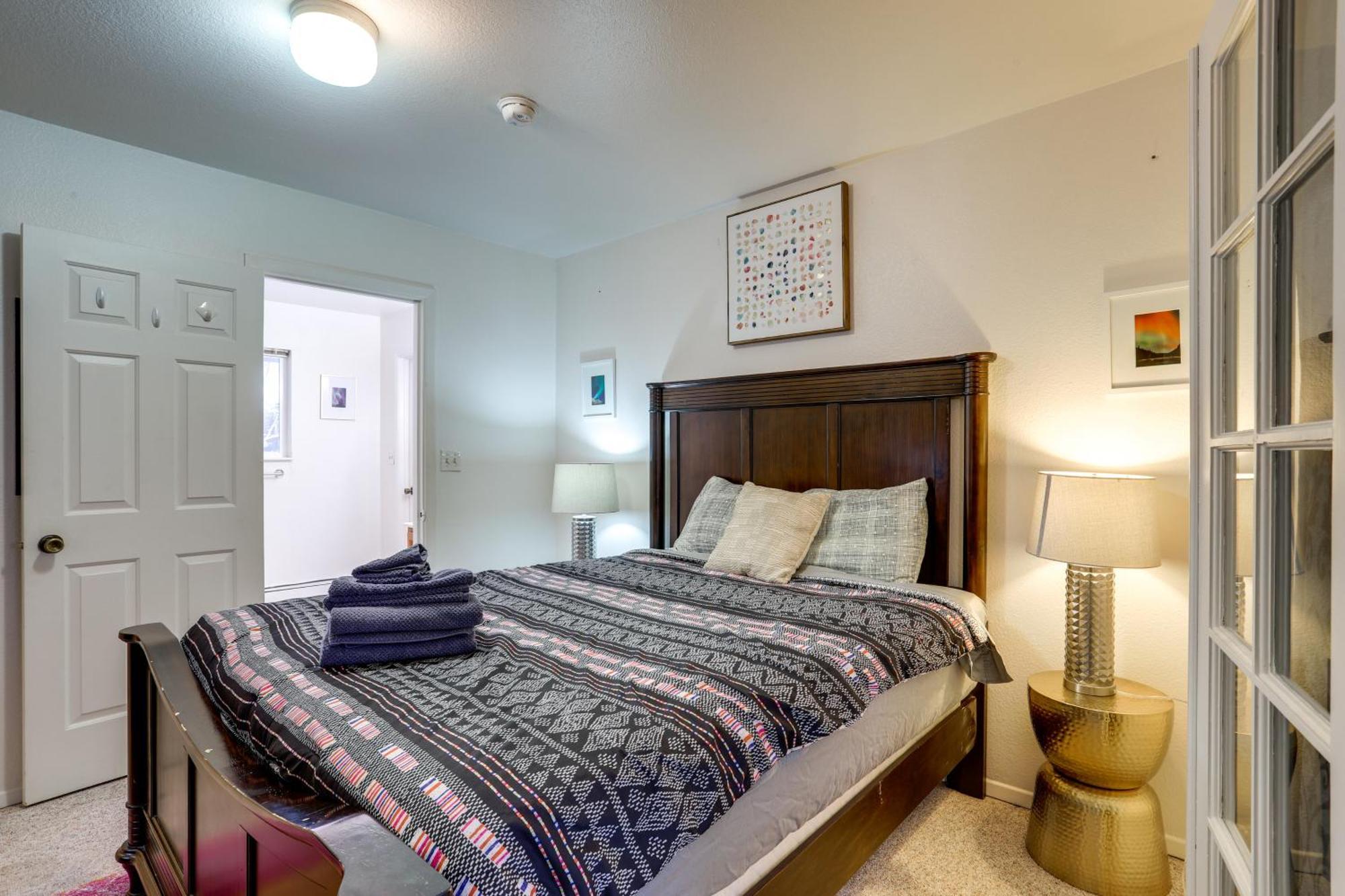 אנקורג' Waterfront Apt, Walk To Town And Coastal Trail! מראה חיצוני תמונה