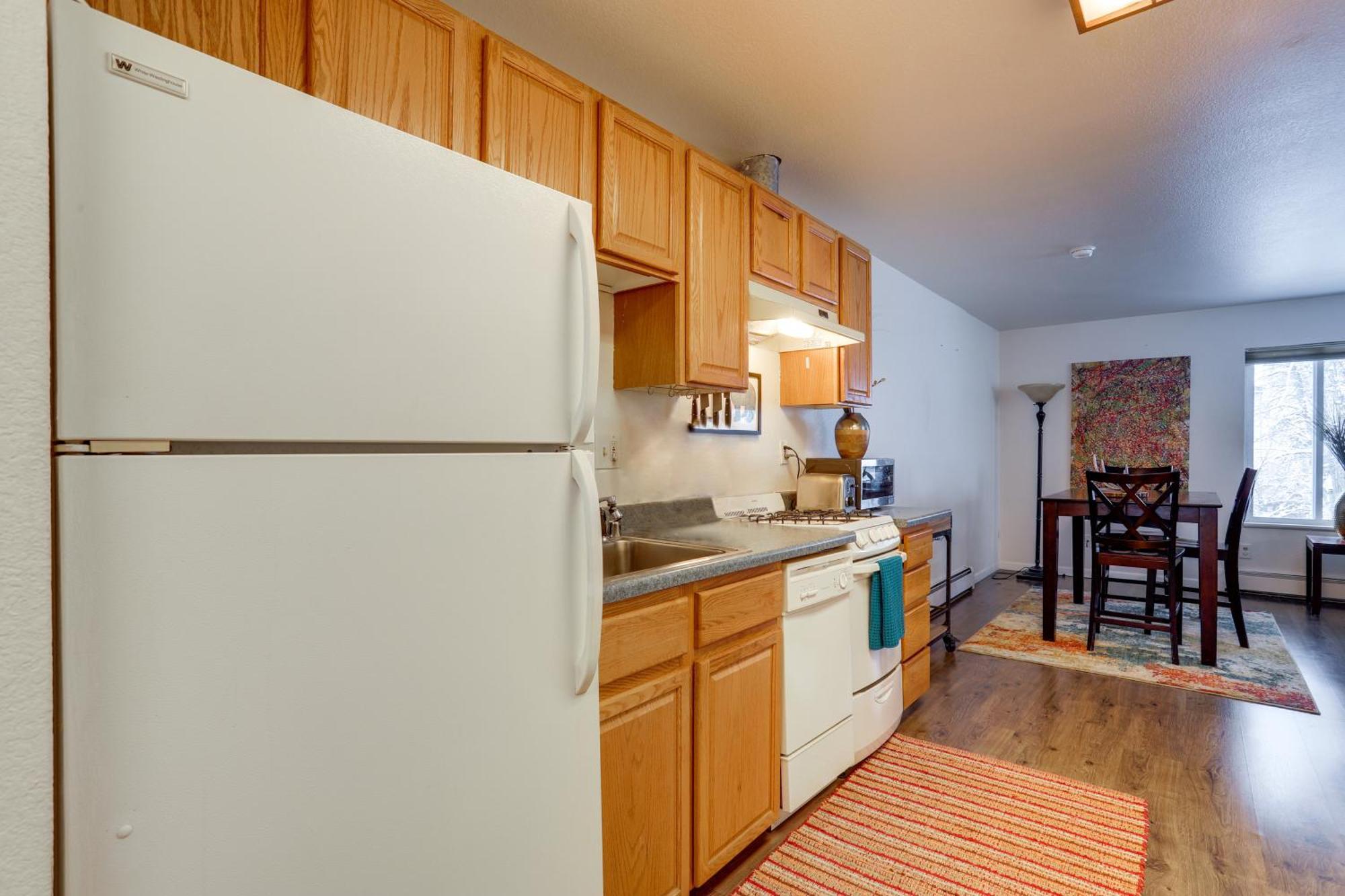 אנקורג' Waterfront Apt, Walk To Town And Coastal Trail! מראה חיצוני תמונה